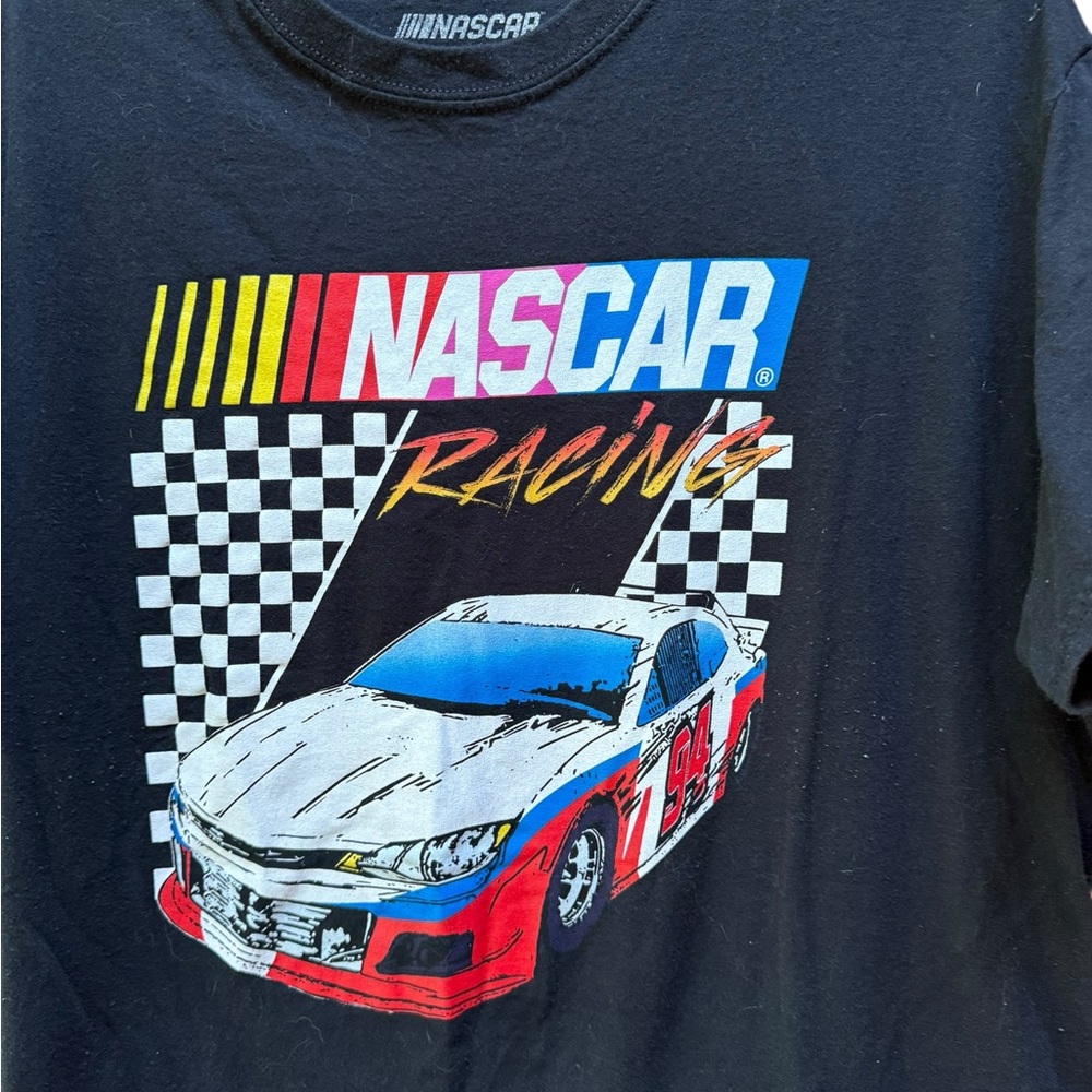 NASCAR Racing T-Shirt - Picture 2 of 4